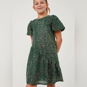 NWT Hayden Girls Sequin Asymmetric Hem Green Sequin Dress Short Slv Size Medium